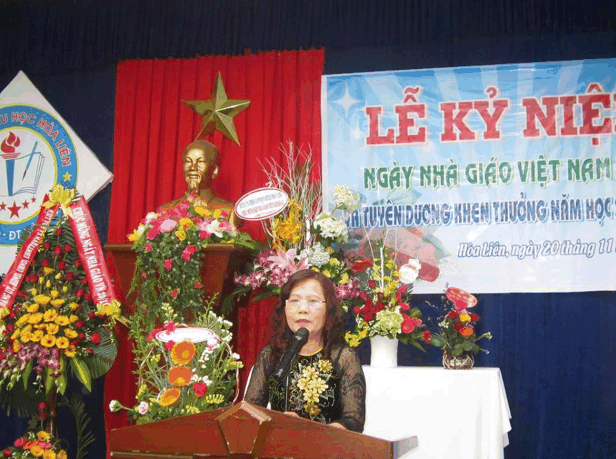 Một số hình ảnh tổ chức lễ kỷ niệm ngày nhà giáo Việt Nam